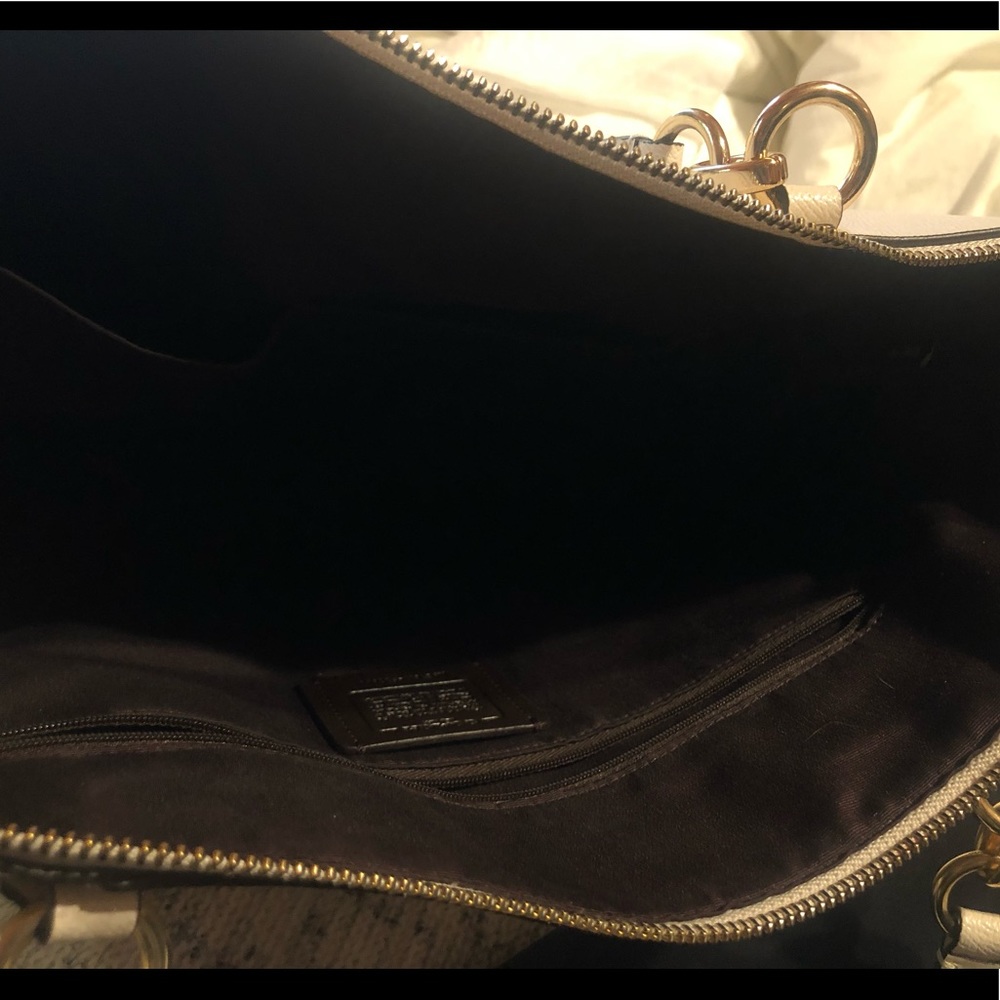 Coach Purse - Picture 5 of 7